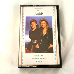 1990 The Judds Love Can Build a Bridge Cassette Tape!
